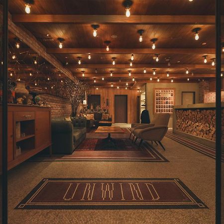 Unwind Hotel & Bar Сапоро Екстериор снимка