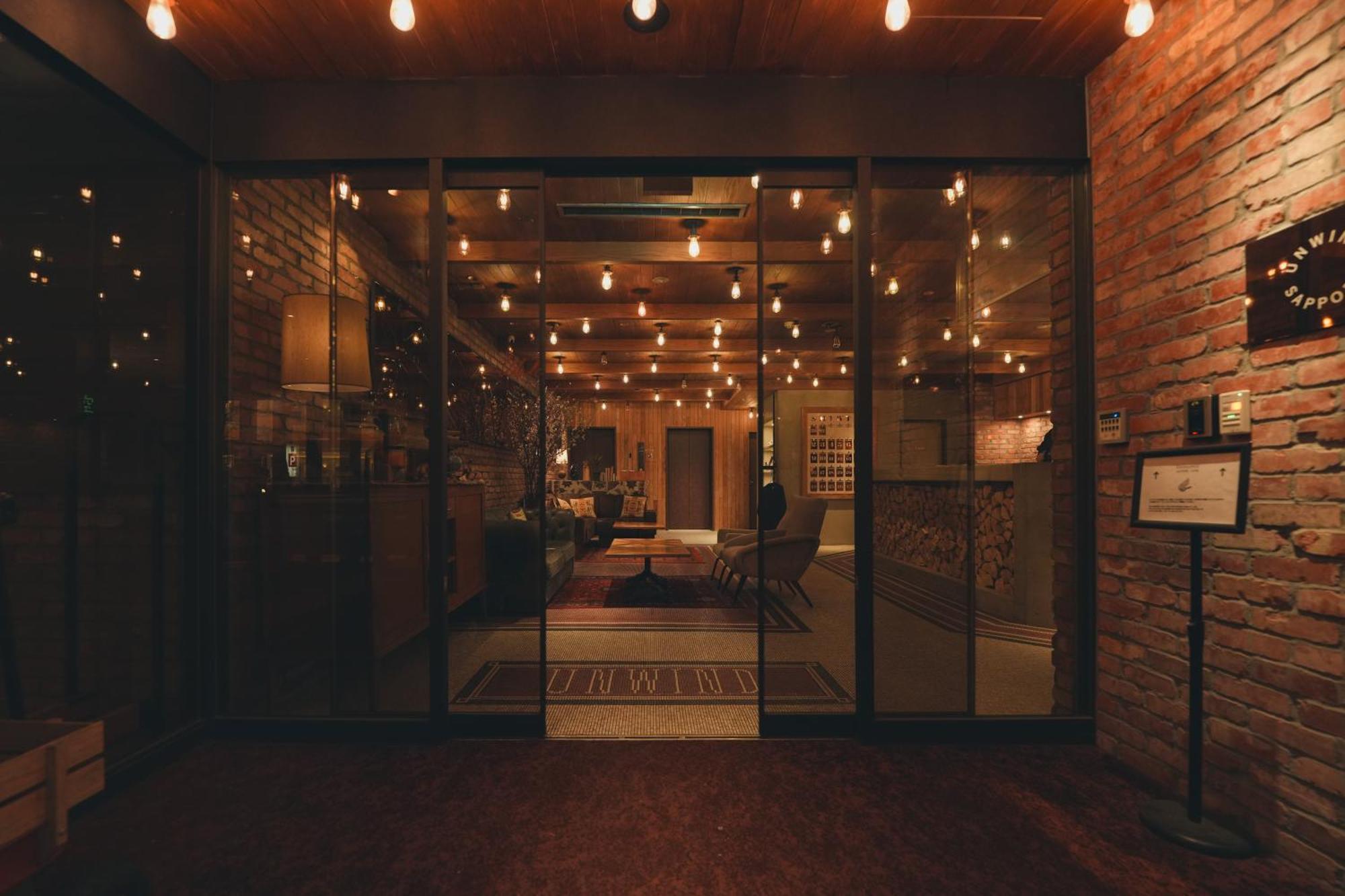 Unwind Hotel & Bar Сапоро Екстериор снимка